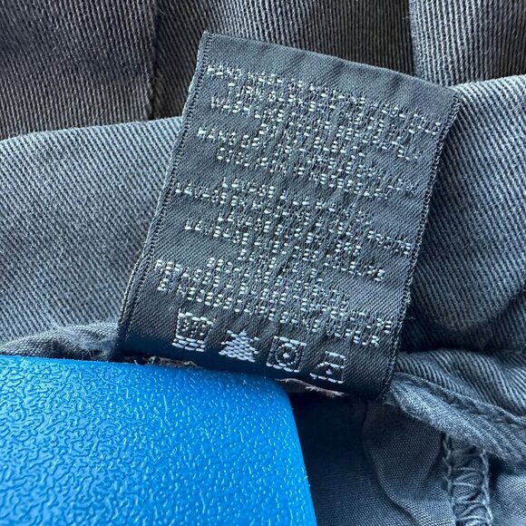 Vince. Distressed Gray Skinny Pants Womens 26 - Picture 10 of 10